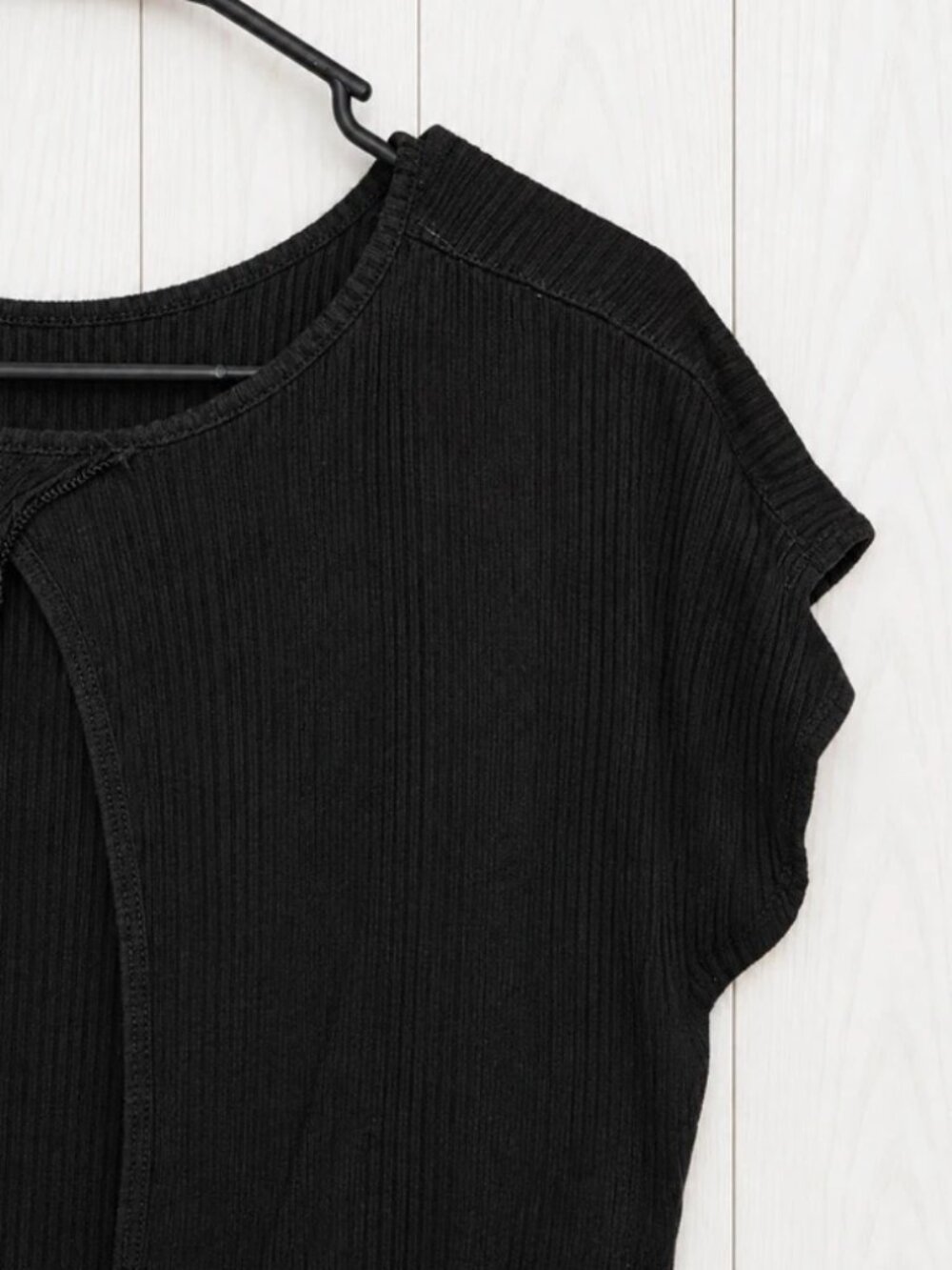 Vibe Sportswear Womens Black Ribbed Knit Tied Open Back M - Picture 4 of 5
